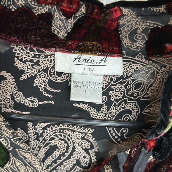 Vintage Aris A Burnout Top Asian Style-Mandarin Collar and Velvet Frog Fasteners - Picture 6 of 14